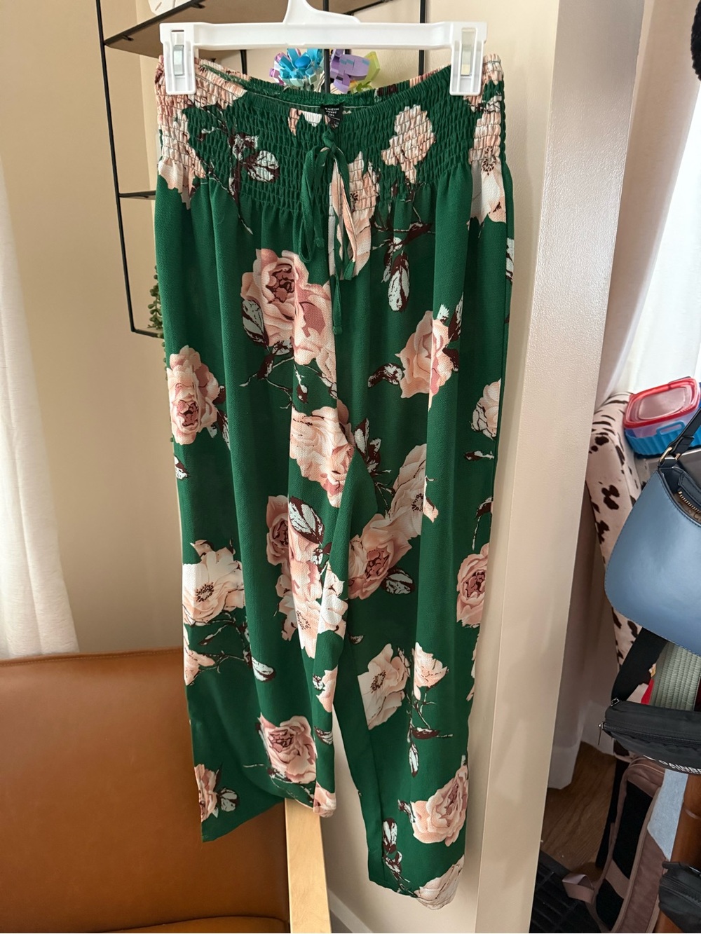 SHEIN Green Floral Pants with Smocked Waist
